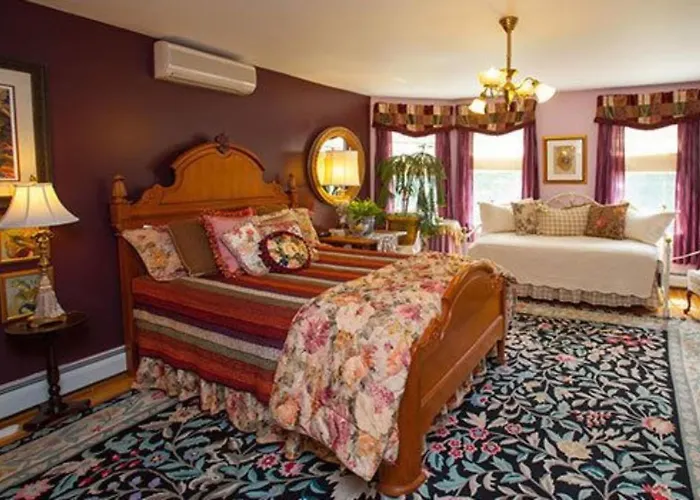 The Fairlawn Inn
